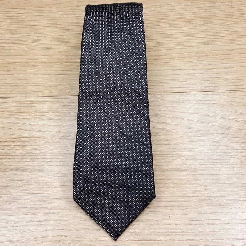 BLOOMINGDALES TIENDA PARA HOMBRES Corbata para Cuello Negra Micro Punto Geométrico Clásica 100% Seda Foto 2 de 4