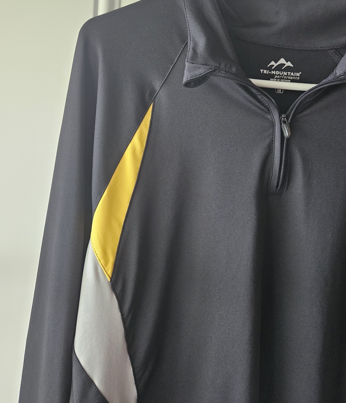 Tri Mountain Womens Performance MEDIUM - image 3