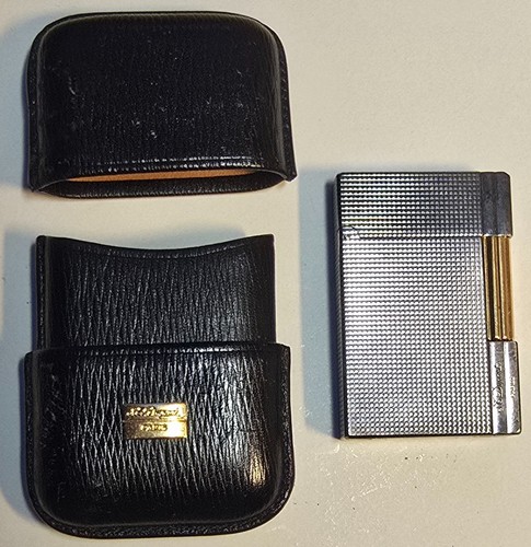 vintage S.T. Dupont Gatsby Lighter w/case