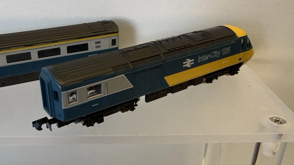 Graham Farish 8125 N Gauge BR Blue Intercity 125 HST Class 43 Spares/Repairs - Image 4 of 4
