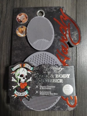 Ed Hardy Face And Body Scrubber