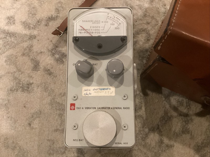 IET Labs/General Radio GR 1557-A/1557A Vibration Calibrator 1 g 100 Hz 1455