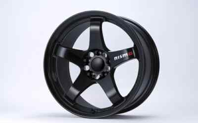 NISMO LMGT4 Wheel 18 x 10.5J 15 5H/114.3 4030S-RS130-BK GT-R