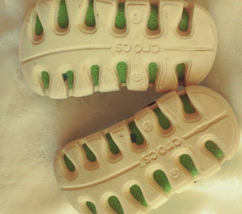 Sandals CROCS Green size 9 US in Rubber - 36754076