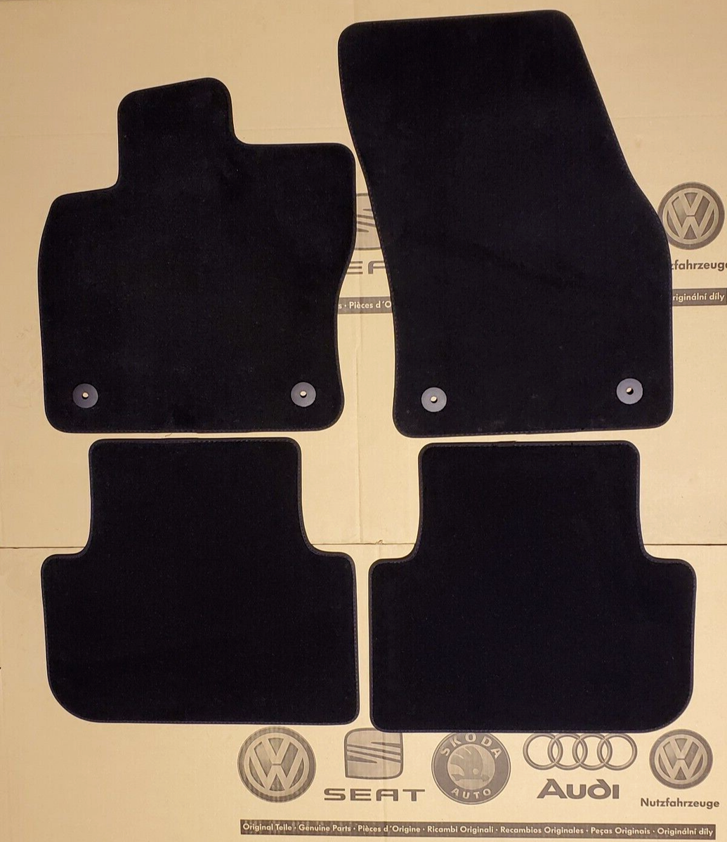 Genuine VW Beetle Floor Mat Set – 4pc Black With Fender Sound System Holes