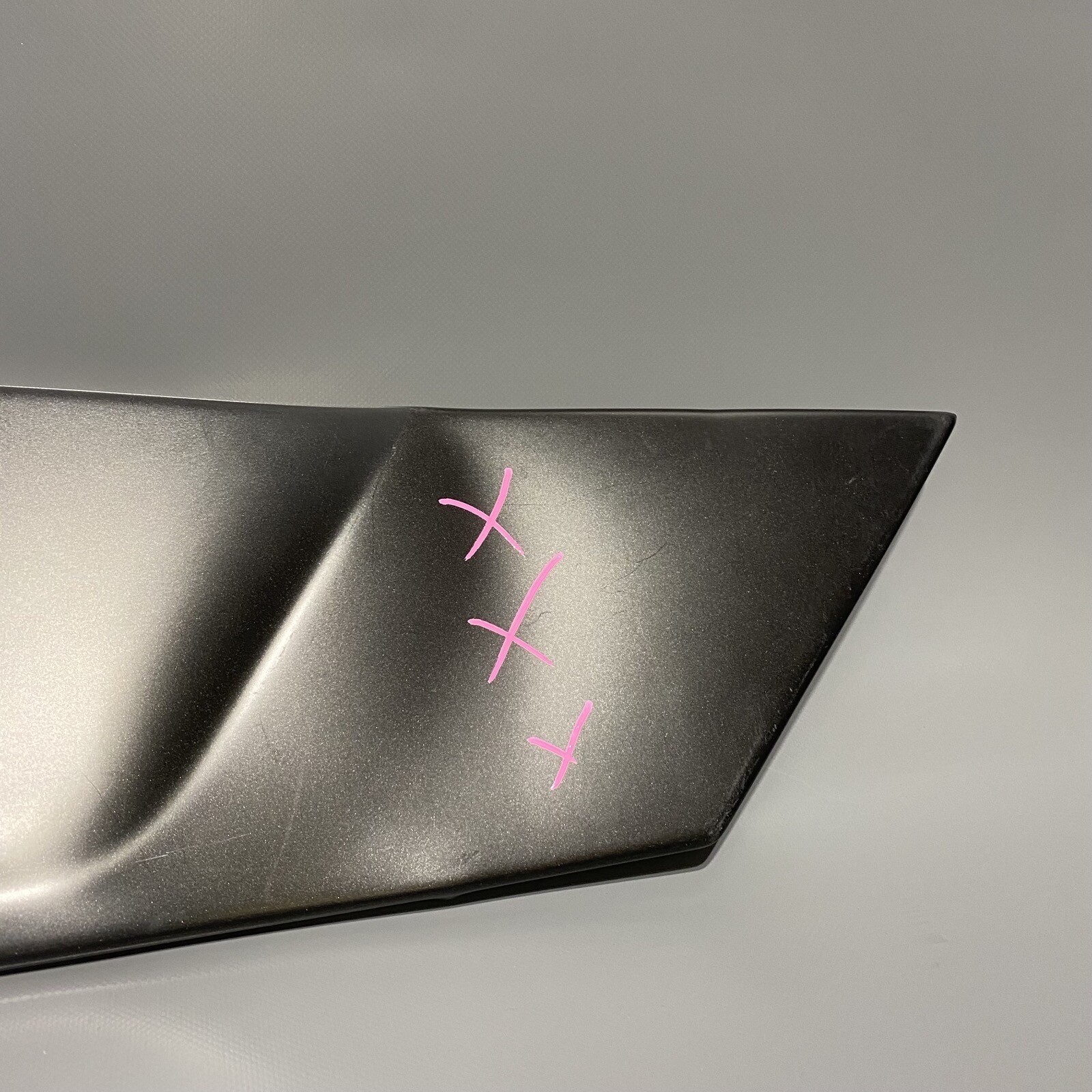 FERRARI CALIFORNIA DECKLID TAILGATE LOWER FINISH PANEL 2009 10 2011 12 2013 2014