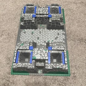 2004 LEGO Knights Kingdom CASTLE OF MORCIA #8781 Raised 3D Base Plate
