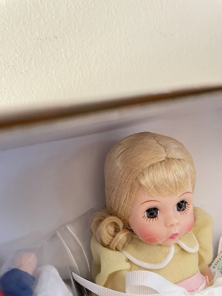 Raro Madame Alexander 47785 MARCELLA and Raggedy Ann & Andy - Nuevo en caja 8” edición limitada. Foto 4 de 4