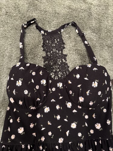 Women's No Boundaries Black Dress With White Flowers And Pockets Size XS - Picture 5 of 17