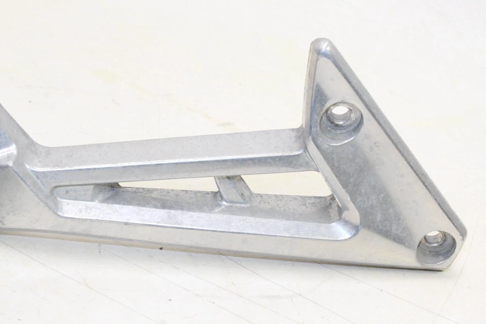 Yamaha Fz1 Fazer 2004 01-05 clavija trasera derecha pasajero fabricante de equipos originales Foto 4 de 4