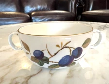 1961 Royal Worcester Flat Cream Soup Bowl Evesham Gold