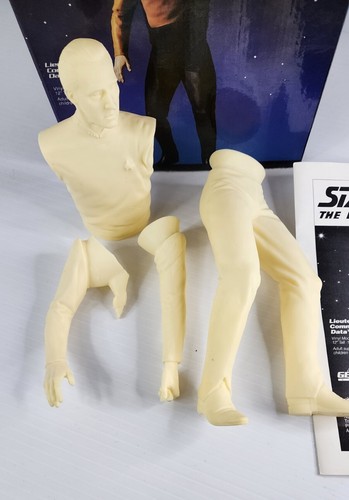 StarTrek The Next Generation Lieutenant Commander Data Kit Modelo Vinilo 1993 - Imagen 3 de 8