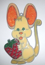 MOUSE WITH STRAWBERRY SUNCATCHER SUNCATCHERS 