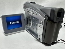 CANON ZR85 MiniDV CAMCORDER NTSC WITH 2 Battery AC Adapter  FREE SHIPPING