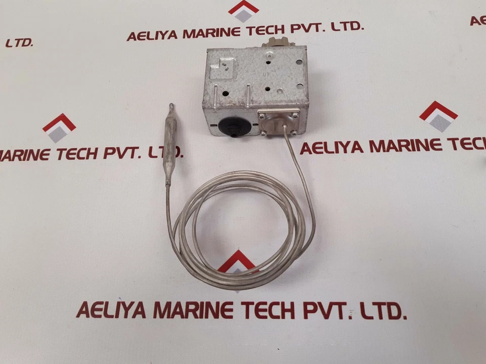 Danfoss kp 79 temperature switch 060l1126 - Image 4 of 4