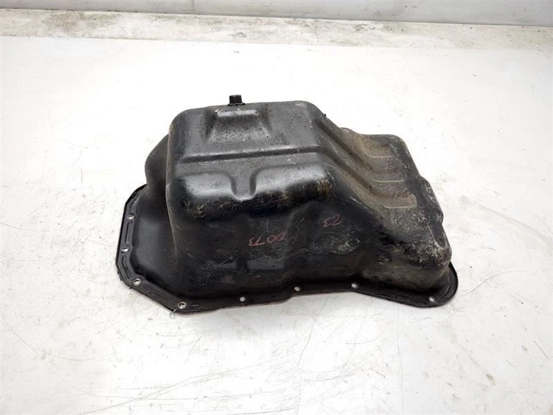 2005-2016 Nissan Frontier Oil Pan 2.5L 4 Cylinder OEM 11110EA00A - Image 2 of 4