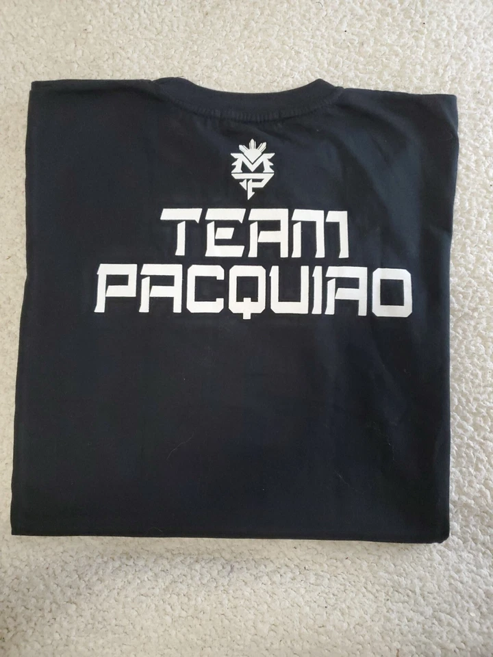 Camiseta MANNY "PAC-MAN" PACQUIAO Pambansang Kamao Negra "Equipo" S/S Talla M  Foto 2 de 4