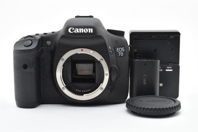 Canon EOS 7D 18.0 MP Digital SLR Camera  [Shutter Count 8264] From Japan