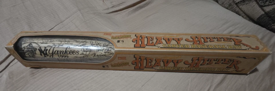 1999 New York Yankees Commemorative World Series Team Signed LTD Stamped Bat #1 - Image 4 of 4