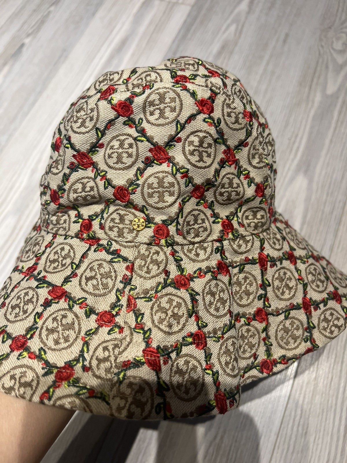 TORY BURCH T MONOGRAM EMBROIDERED Rose BUCKET HAT thumbnail 2