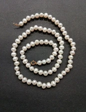 14k Yellow Gold  Clasp Akoya Pearl Necklace 16"