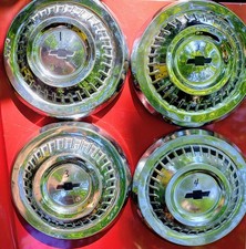 Four Dog Dish Bowtie Hubcaps 10.5 Chev Fs Wagon Chevyii Chevelle 300