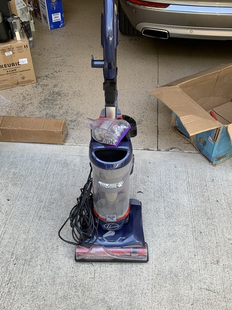 Hoover UH74110 Pet Max Complete Bagless 