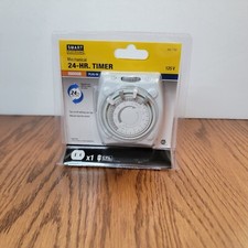 24 Hr Mechanical Timer Plug In Smart Electrician Indoor 1 Plug New in Box CFL