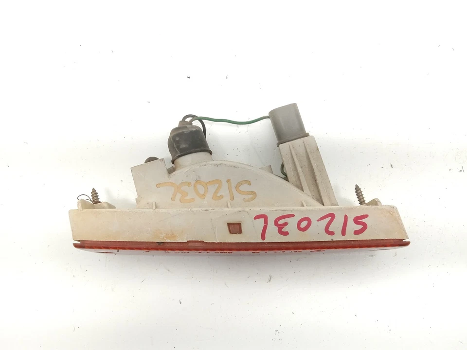 Luz intermitente/esquina lateral izquierda Nissan Máxima 1985-1988 OEM, 116-58028L Foto 4 de 4