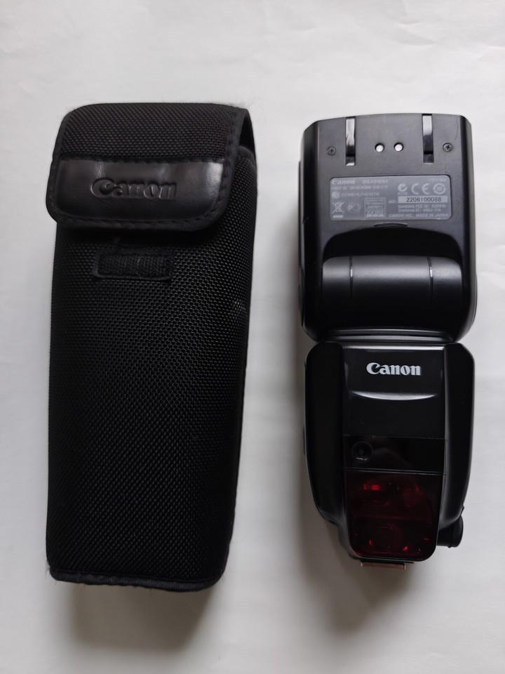 Canon Speedlite 600EXRT Shoe Mount Flash for Canon For Parts Or Repair