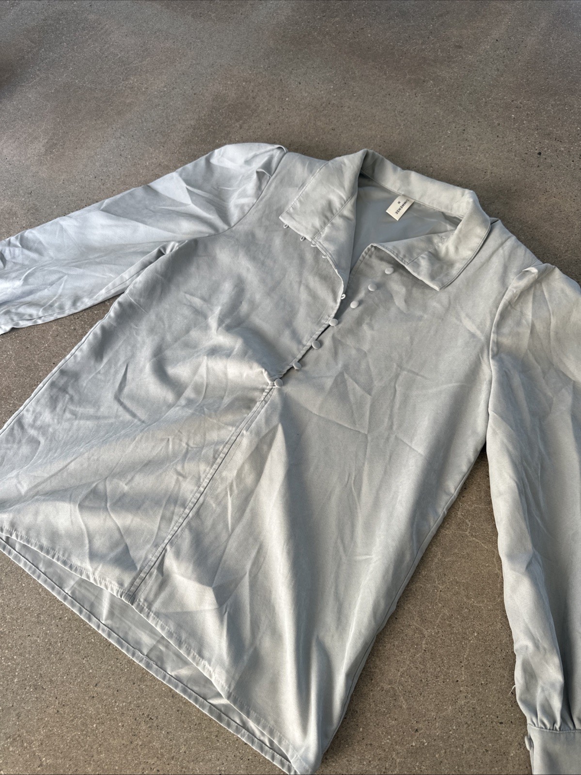 Commense Polyester Blouse With Padded Sleeves In … - image 4