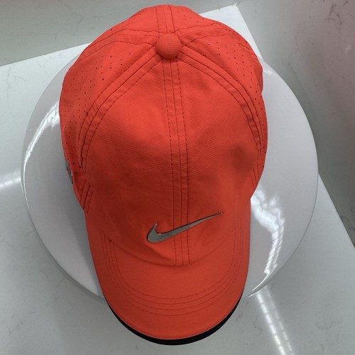 Nike Retro Tour RZN/VrS Cappello Uomo Berretto da Golf Traforato - Salmone - Foto 6 di 8