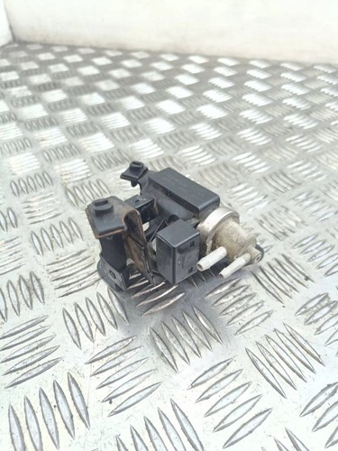 Opel Astra J 2010 Diesel 81kW Turbolader Druckwandler Magnetventil RPG15851