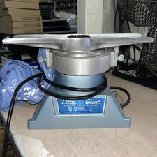 LITTLE GIANT ERASER CLEANER