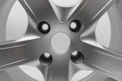 Momo Vier Leichtmetallfelge Win Pro Silver 16 x 6.5 ET37 4 x 108 (Auto) Mittel