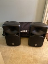 Yamaha STAGEPAS 400i Portable PA System With Soft Rolling Travel Case
