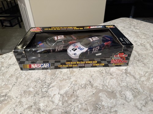 1999 Racing Champions Jeremy Mayfield #12 Mobil 1 SIVER CHROME 2 Cars 1/24 MIB¥ - Picture 2 of 9