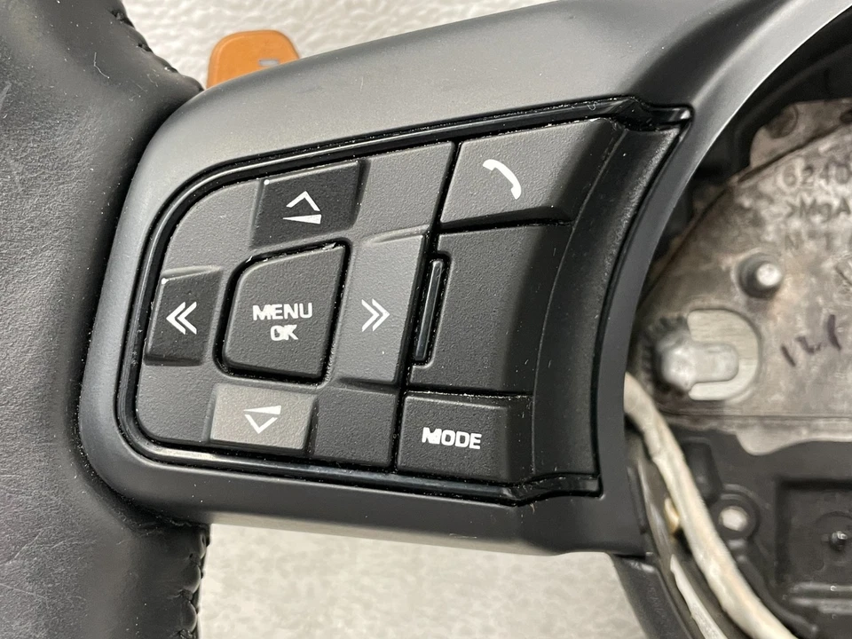 Руль в сборе 15 16 17 Jaguar F-Type с переключателями передач черный 1611 от оригинального производителя - Изображение 3 из 4