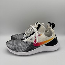 Nike Free Tr 8 Shoes Womens Size 8 Laser Fuchsia Training Athletic Sneakers