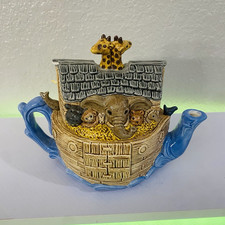 Multicolor Glazed Ceramic Noah  s Ark Animal Novelty Teapot w/ Lid, Handle