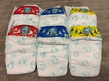 Vintage 2005 Pampers Plastic Tape-On Baby Diaper Size M Philippines 