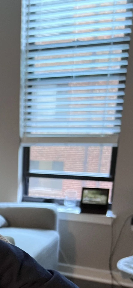 Persianas de madera 2 pulgadas inalámbricas 26x70. Me quedan 4. Foto 3 de 3