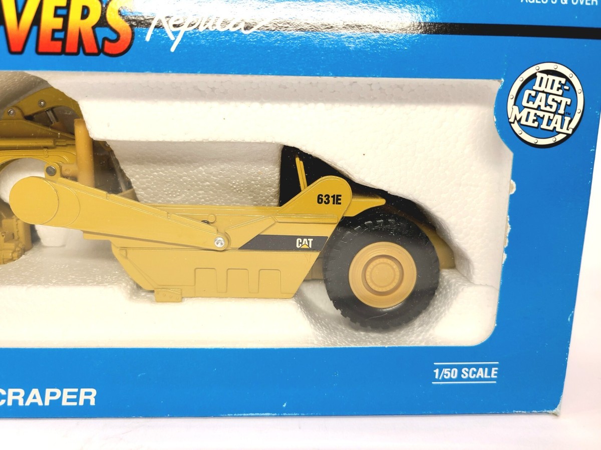 Caterpillar Cat 631E Wheel Tractor Scraper - ERTL 1:50 Scale