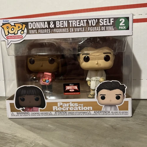 Funko TV Parks and Rec. Donna &amp; Ben Treat Yo Self - TargetCon Limited Edition
