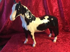BESWICK HORSE PINTO PONY SECOND VERSION PIEBALD BLACK/WHITE GLOSS NO1373 PERFECT