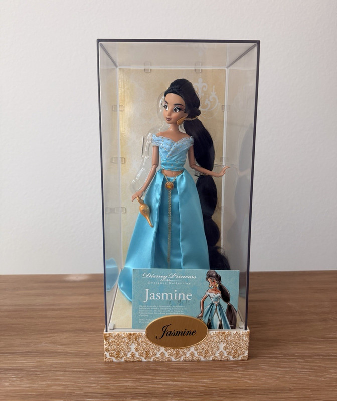 Disney Princess Designer Collection Jasmine 12" Fashion Doll Limited Edition Box