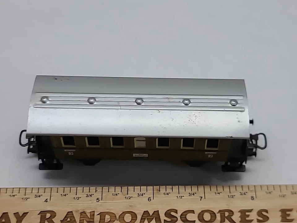 Marklin 4040 HO Scale Tin 2-axle Passenger Car CL Coach Boll-Goppingen #2 - Image 4 of 4