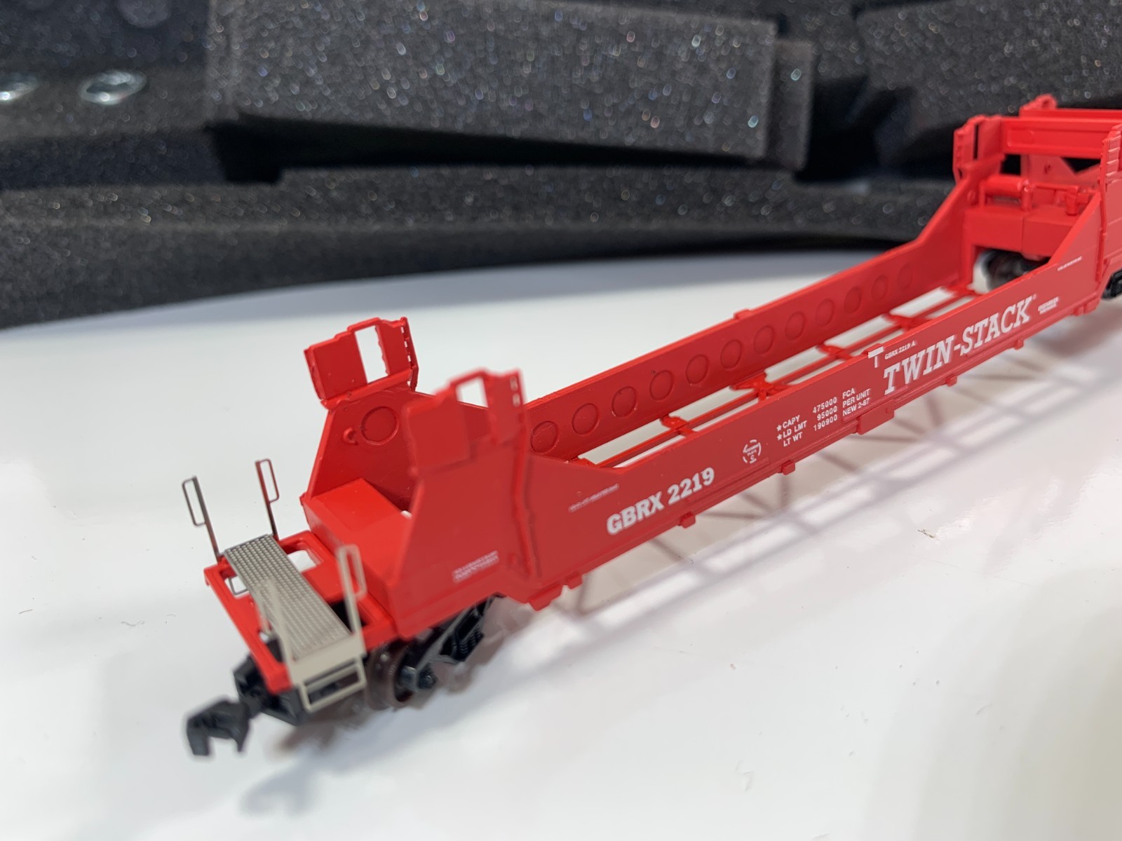 Deluxe 151211 Gunderson Twinstack 5 pk cars Greenbriar Leasing Set 2, N scale