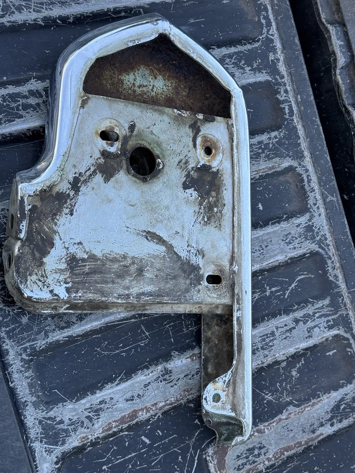 Хромированный передний бампер 1966 Cadillac - Изображение 3 из 4