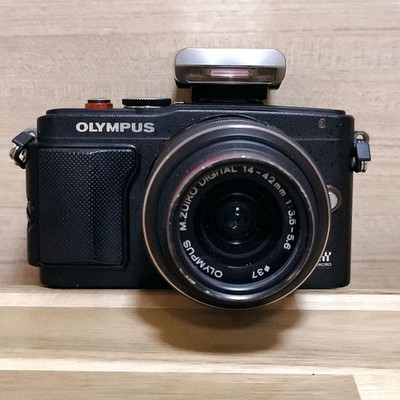OLYMPUS PEN Lite E-PL6 Mirrorless Camera Black with Accessories and Manual